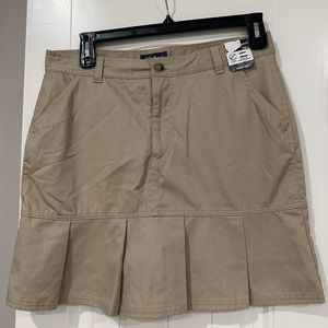NWT @ School by French Toast khaki skirt skort 16.5 plus uniform